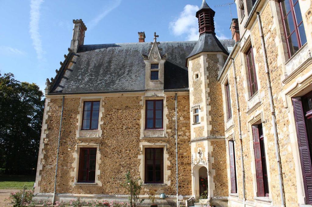 Chateau De Cheronne Bed & Breakfast Tuffé Екстериор снимка